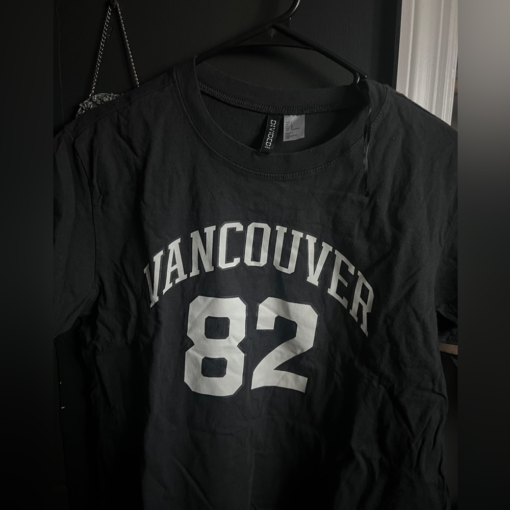 H&M divided Vancouver shirt